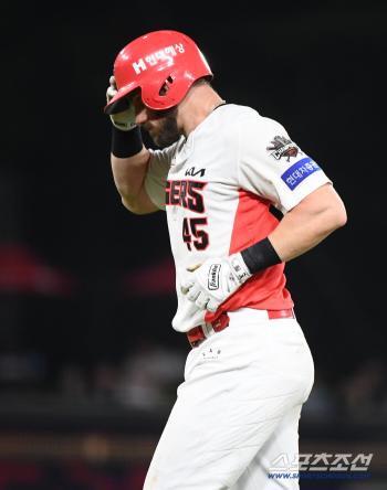 KIA is the only candidate? Was it true that the replacement rumor was true? I was offered KBO as a 47-homer hitter in ML
