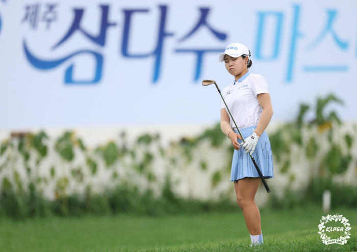 Ko Ji-woo's younger brother Ko Ji-won, who would have been more alienated without her sister, thanked Chairman Samchully for his first victory in his debut. 