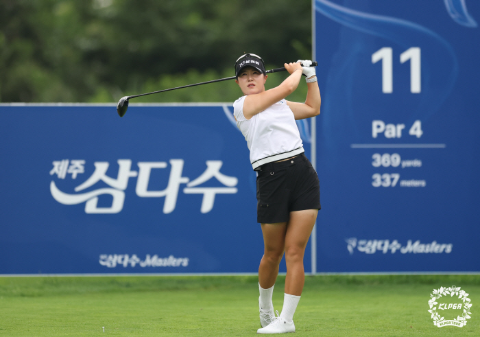 Ko Ji-woo's younger brother Ko Ji-won, who would have been more alienated without her sister, thanked Chairman Samchully for his first victory in his debut. 