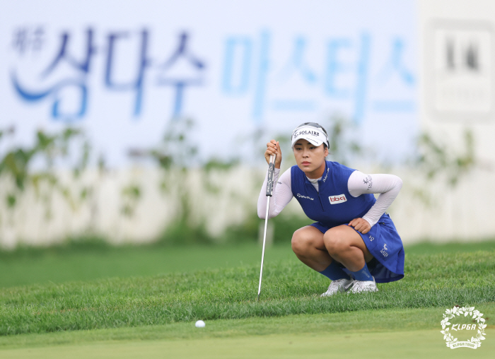 Ko Ji-woo's younger brother Ko Ji-won, who would have been more alienated without her sister, thanked Chairman Samchully for his first victory in his debut. 