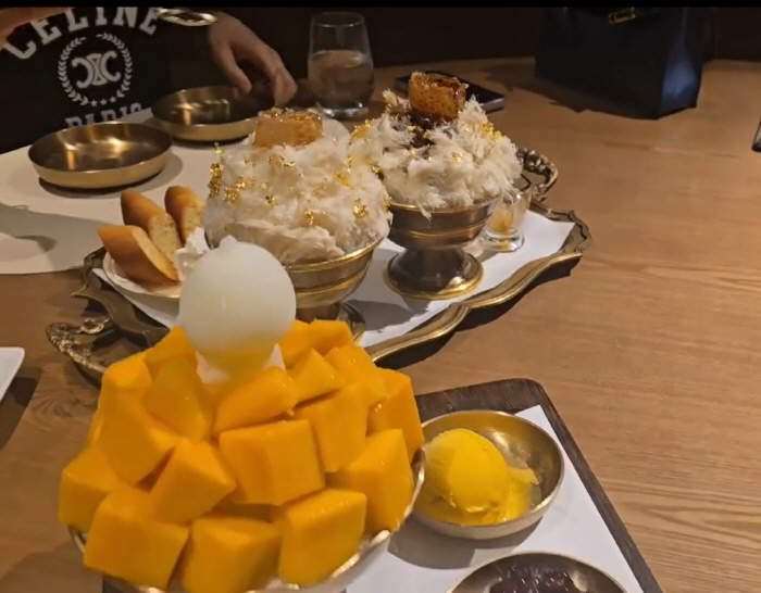 Lee Sang-min, 10 years younger ♥ Wife revealed for the first time..Luxury mango bingsu date at a five-star hotel