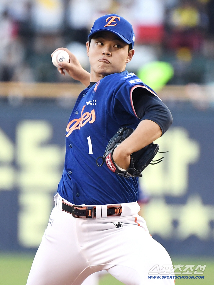 Moon Dong-ju, 158km, allowed two runs in six innings. Nine wins, try again. Will the bullpen block you this time
