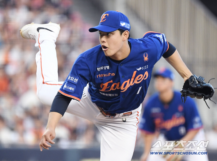 Moon Dong-ju, 158km, allowed two runs in six innings. Nine wins, try again. Will the bullpen block you this time