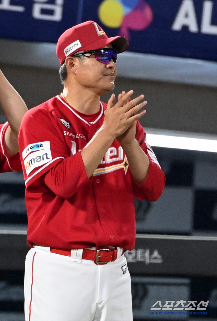 Park Se-woong? We have to break the seal. We prepared the bullpen from the first pitch of the first inning…Young Gun, 23, makes a great five-inning pitch, and Lee Sung-yong laughs. 