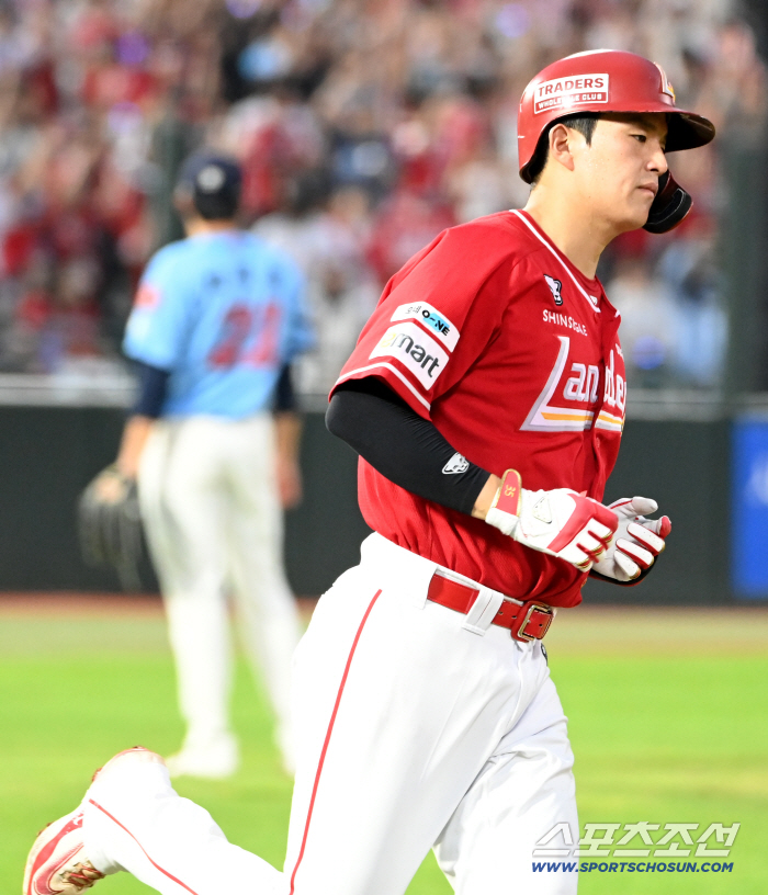  Cho Hyung-woo and Park Se-woong explode with three runs