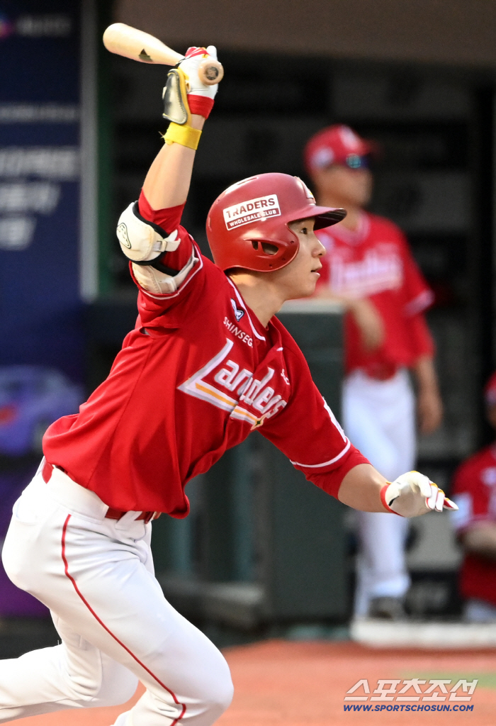 Park Sung-han and Cho Hyung-woo hit back-to-back hits