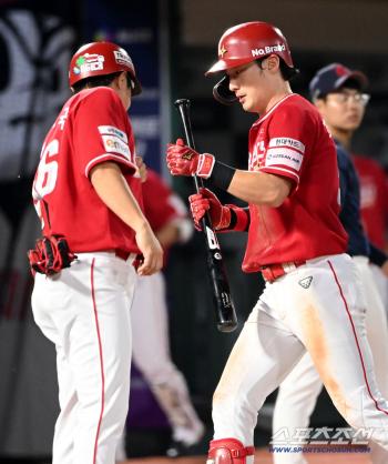  Solo shot Jihoon Choi, score 5 to 0!