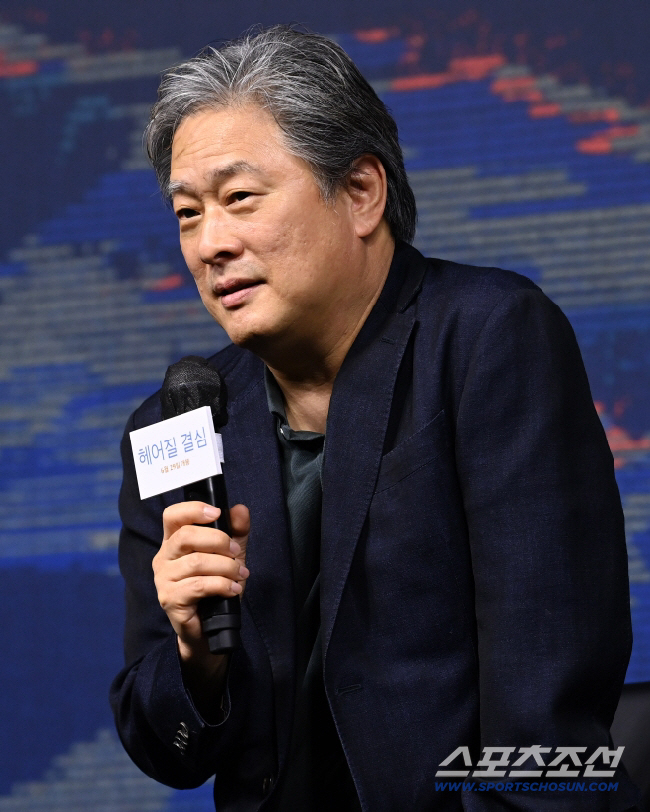  I won't join the writer's strike...Director Park Chan-wook expelled the writers' association → What should I do about Hollywood activities