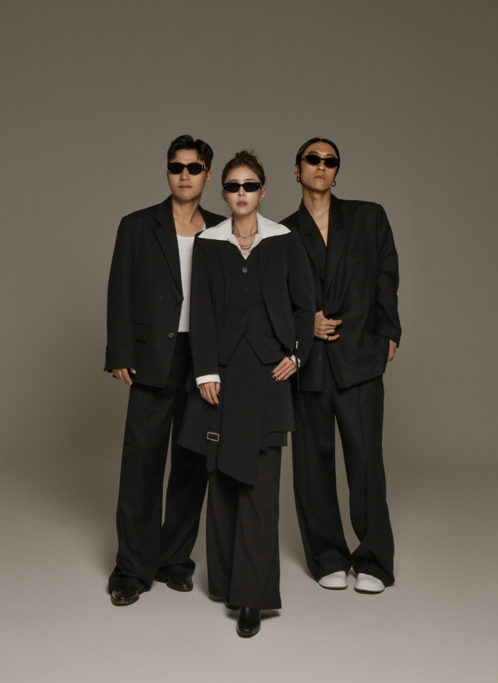 Shinji, work and ♥ I got it...Koyote's new song No. 1 retro sensation in Munwon's foreign aid (SC Issue)