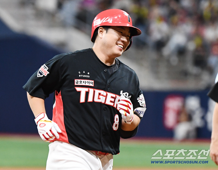 Wizdom 3rd base. Changjin 1. Why?Director Lee Bum-ho's score must be me to win. 