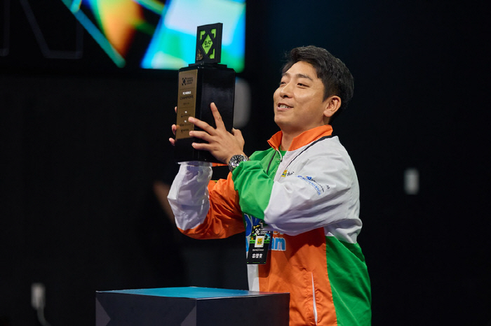 Yoo Chang-ho wins the first championship at FC Mobile in South Korea's Esports League in 2025