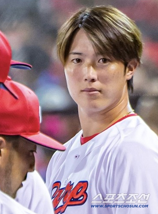 You can't hit the rough-and-ready lineup...Even if he pitched one earned run in six innings, he started the season's 13th loss and opening game, and the opponent's ace lost eight innings (Min Chang-ki's Japanese baseball)