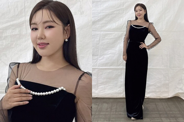 153cm Song Ga-in, 170cm tall..the golden proportion of a figure of nine