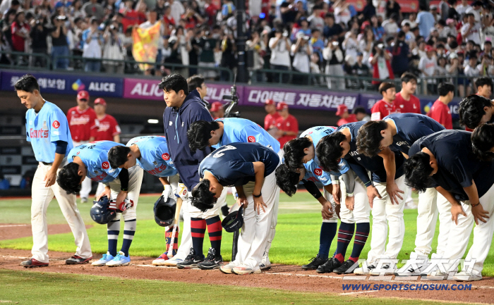 The bat that cooled down, Lotte on the road to losing 3 consecutive games of 1 to 10 humiliation, could be in a hell of a five-way battle