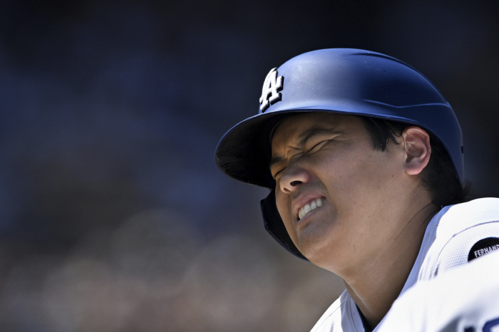 Isn't that too much for you personally? LAD Ohtani passed it again! 2G consecutive home runs and stolen bases. tied for first place in the NL again with season 41st. The strongest leadoff certification ever