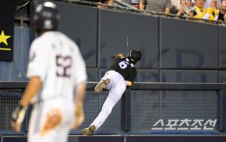 Jamsil Rival Crazy Defense...The best moment of July! Fans picked this scene