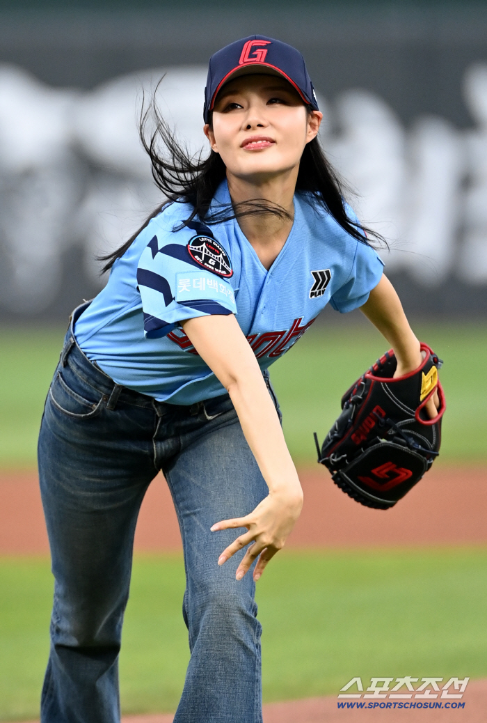 Lotte Player Don't Get Injured...Jasmine in Sajik, three wishes in number 3