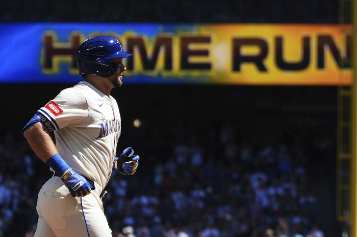 The most dramatic turnaround in history, Raleigh 3G consecutive home runs → The prevailing theory of MVP spreads, and this time, gamblers are leaving to block the winning home run