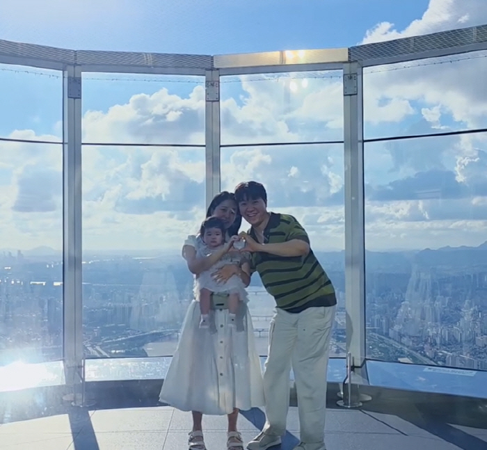Park Soo-hong, a real family that was achieved like a miracle..Mom who got smaller and Jay who got a lot bigger