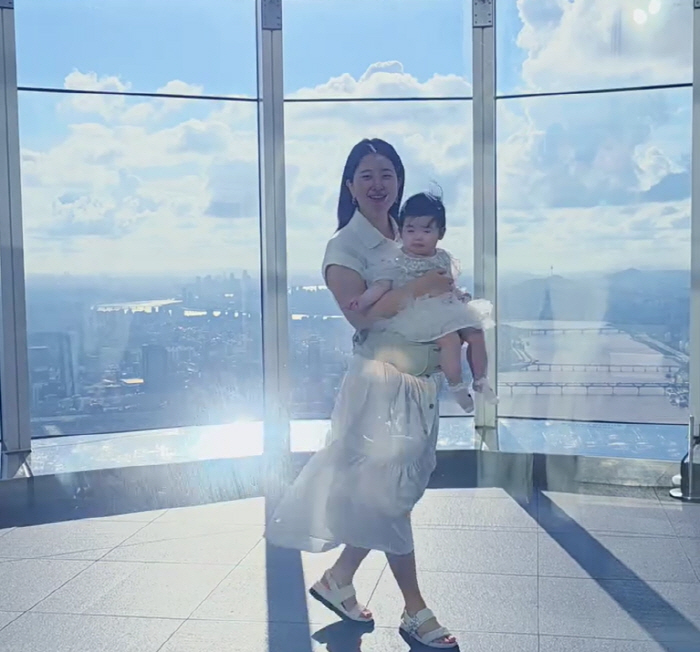 Park Soo-hong, a real family that was achieved like a miracle..Mom who got smaller and Jay who got a lot bigger