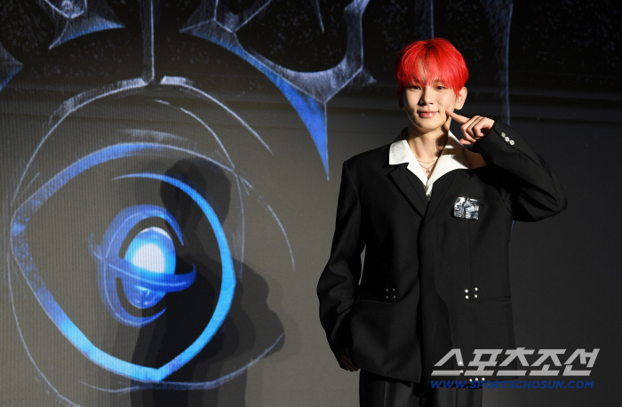 SHINee's key cheek