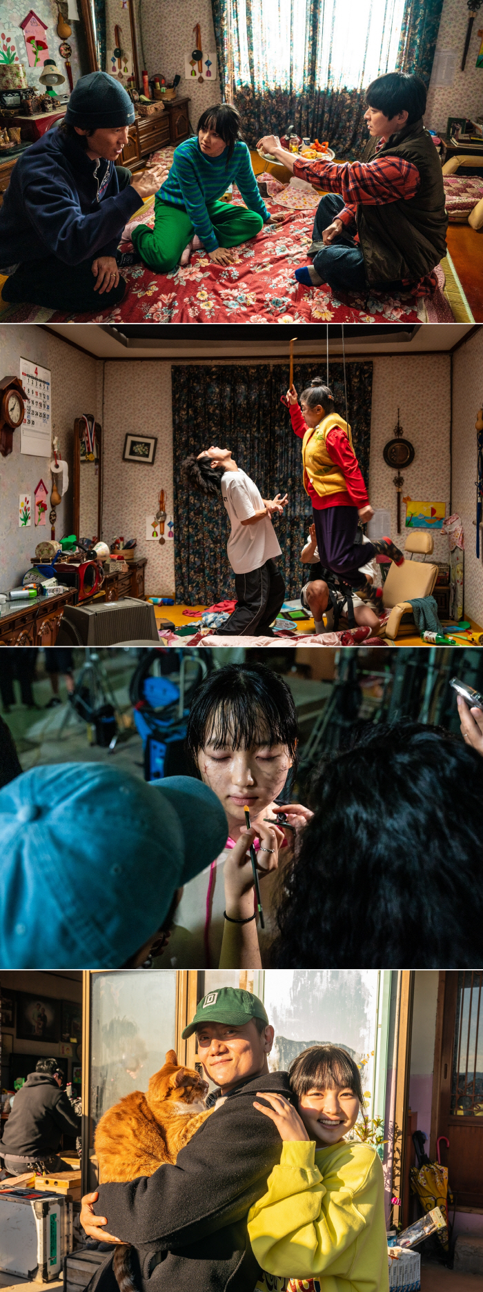 2 hours of zombie makeup every episode Choi Yuri → Dong Tor Yoon Kyung-ho..It's not for no reason 3 million zombie daughters
