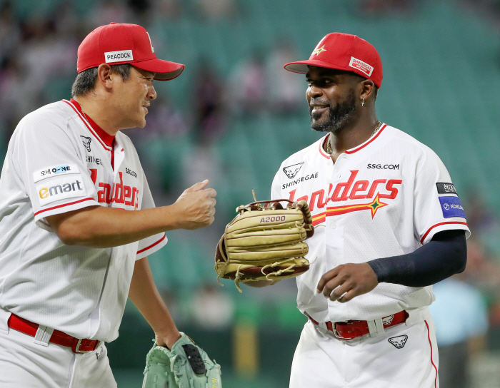 A 41-year-old veteran who led three consecutive wins → He gained the foothold of victory and praised the head coach 