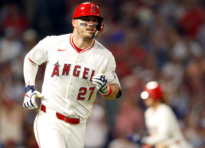 Game car that ranks first in the LAD district, Ohtani 3G consecutive home runs, 42nd consecutive game against local rivals for 5 consecutive losses