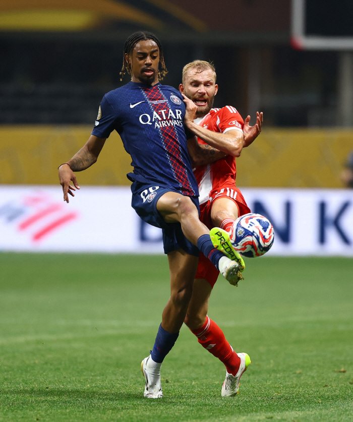 HERE WE GO officially! Rumors of Liverpool recruiting PSG strikers → Impossible, focused on recruiting Isaac...160 billion won in transfer fees