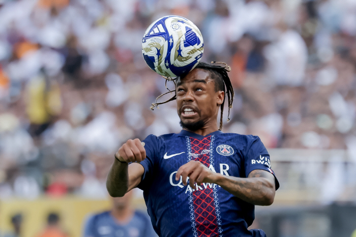 HERE WE GO officially! Rumors of Liverpool recruiting PSG strikers → Impossible, focused on recruiting Isaac...160 billion won in transfer fees