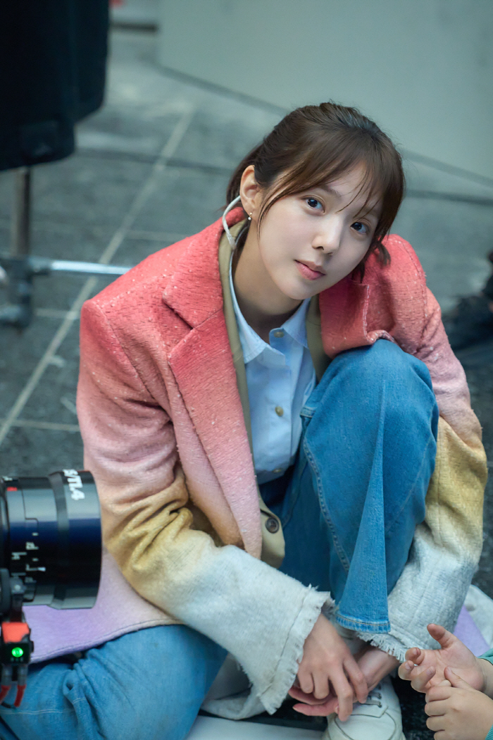 His immersion and chemistry are at full level...Ahn Hyo-seop → Na Na Jeon-doksi reveals behind-the-scenes footage