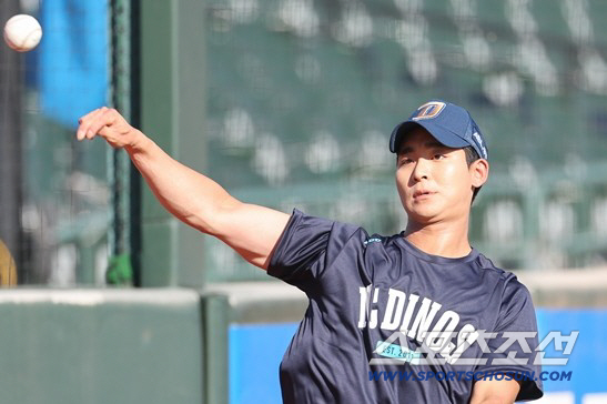 Hong Jong-pyo, who was notified of the 2nd Army in three days after saying that he would raise him as a main player, was out of sight with just one Alkkagi