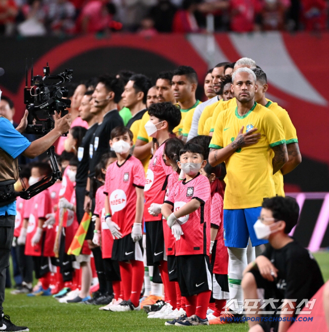Hong Myung-bo VS Ancelotti Son Heung-min VS Neymar Korea Brazil confirmed a big clash in Seoul on October 10 (Brazilian media)