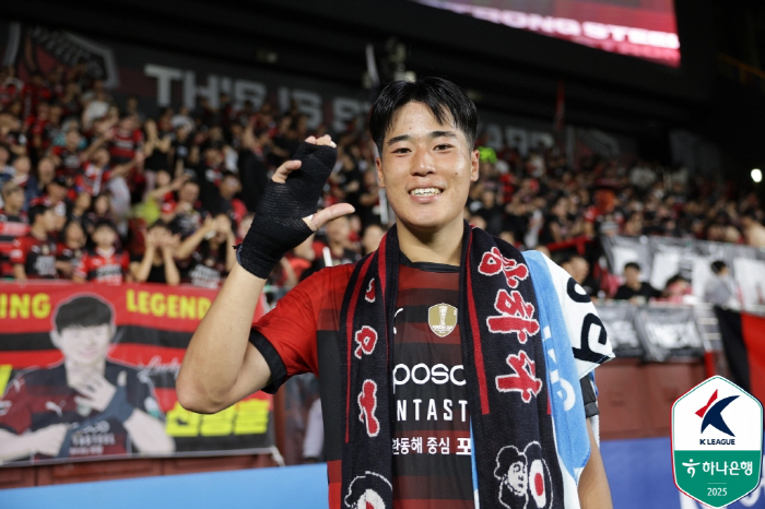 I want to score 100 goals! Hong Yun-sang's smile Sung-yong, who played with Ki Sung-yueng's wings, came and his soccer skills increased. → Thank you to the coach for holding me. 