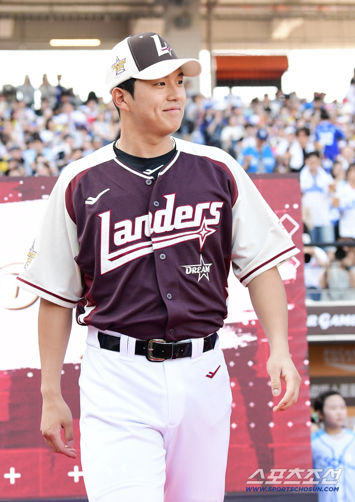 My shoulders are good, but... Even in the fifth year, prospect tag → Confidence explodes as he regained his initial commitment...I repaid the trust of the head coach 