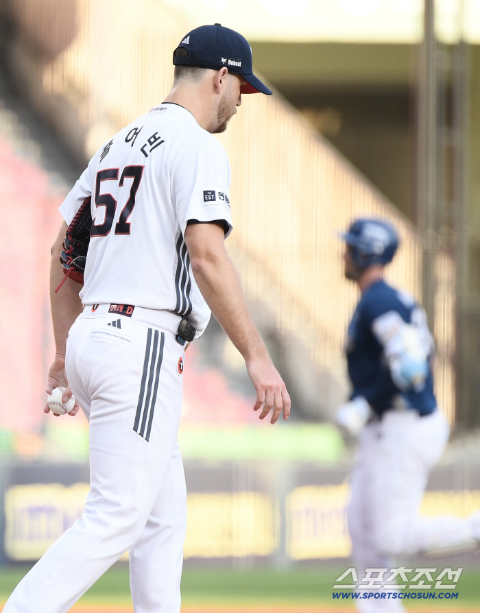  Colervin, three-run shot to Davison