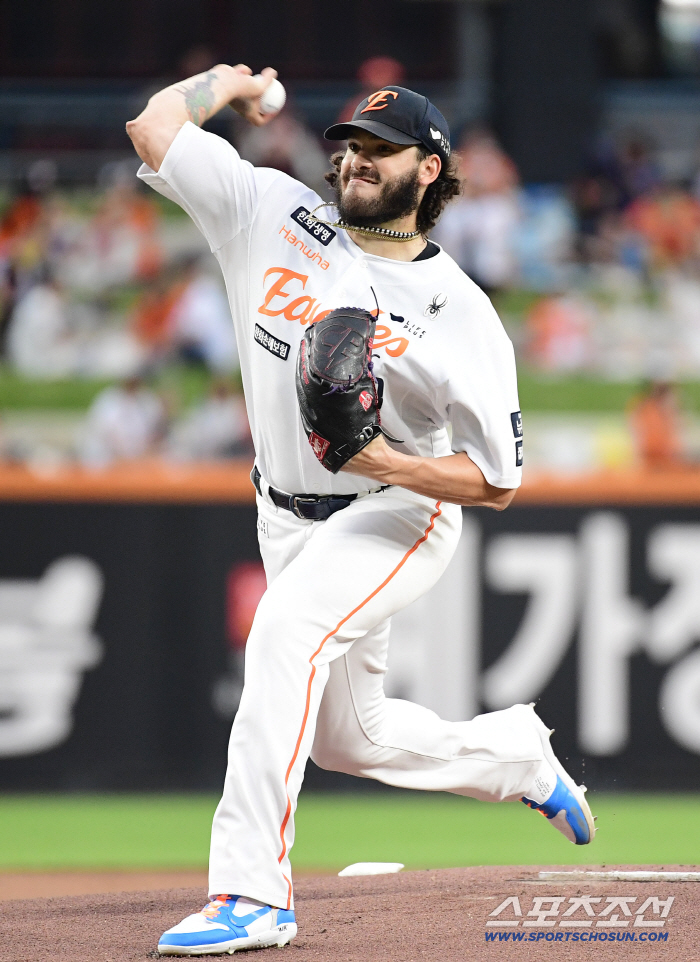  For the opening 15 consecutive wins of Hanwha's Ponce