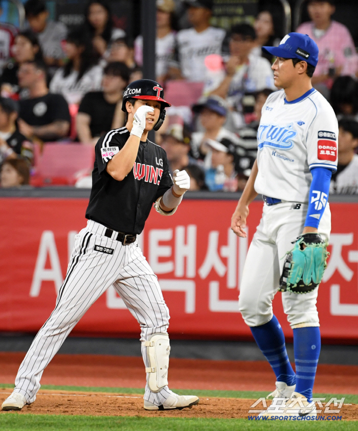 I felt so good for the first time in my life to be the 8th hitter who got 4 pitches on purpose. I want to go to the All-Star Game, a new dream of a scene stealer who stole 2nd base on foot