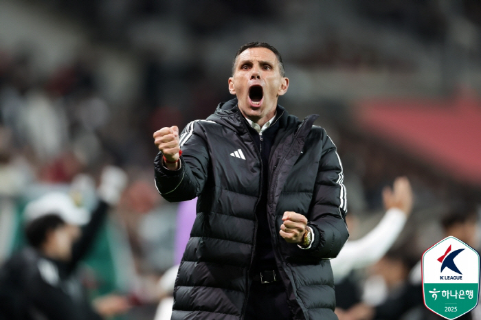 Korea is the best. The first EPL coach in the K-League to win the championship with Jeonbuk! No wins, no wins, no wins, no wins, no wins, no wins, no wins, no wins, no wins, no wins, no wins, no wins, no wins, no wins, no wins. I found my team