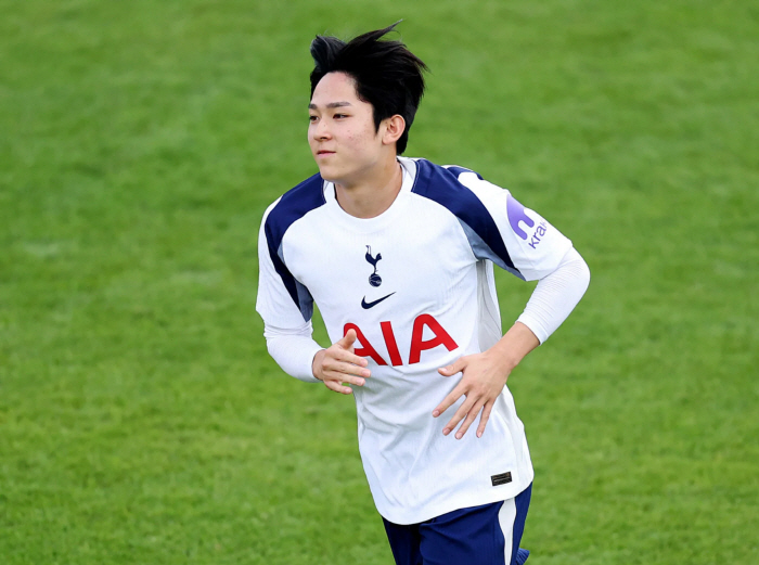 Minhyuk, what can I do about you? Portsmouth loan Yang Min-hyuk is a harsh example in the full time of his first start. Son Heung-min has a long way to go before succession