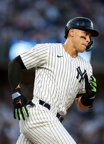NYY Aaron Judge Explodes Resurrection's Home Run in 20 Days Who Said AL MVP Competition Is Over