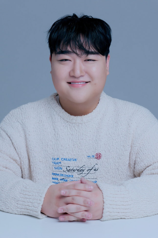  Kim Kyu-won of 'Men's Lee Su-ji' and CP Entertainment's exclusive contract...SNL is continuing its relationship