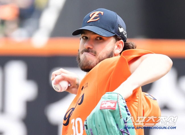 Only we got 5 phone calls. The biggest victim of Ponce in 15 consecutive wins is KT. It won Hanwha in its 5th game