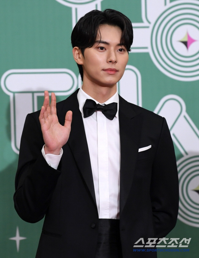 Park Sung-hoon → Will Lee Chae-min be persuaded by the chef of the replaced tyrant