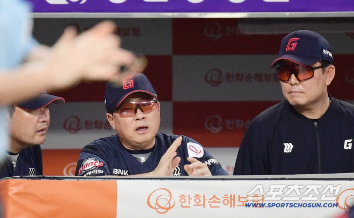  Director Kim Tae-hyung is frustrated with Velazquez's 5th loss