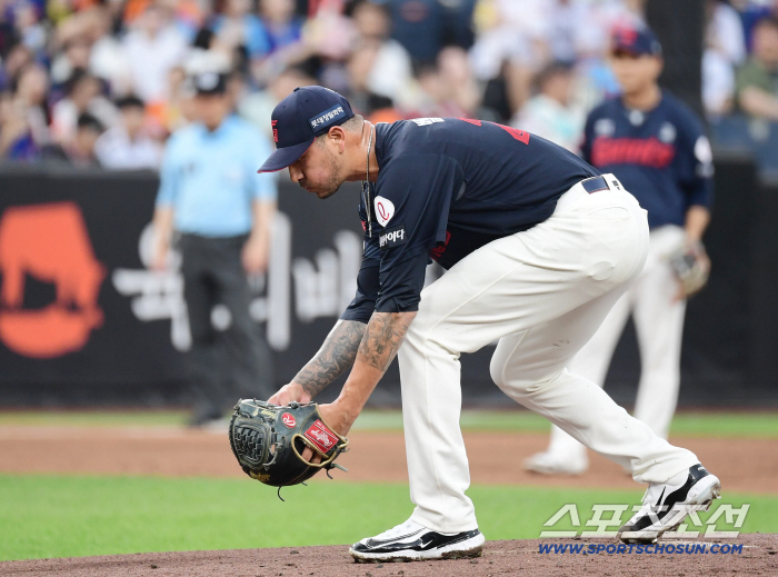  Lotte Velazquez to pitch after unique preliminary moves