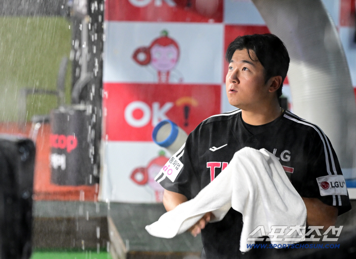  Song Seung-gi's resentful downpour