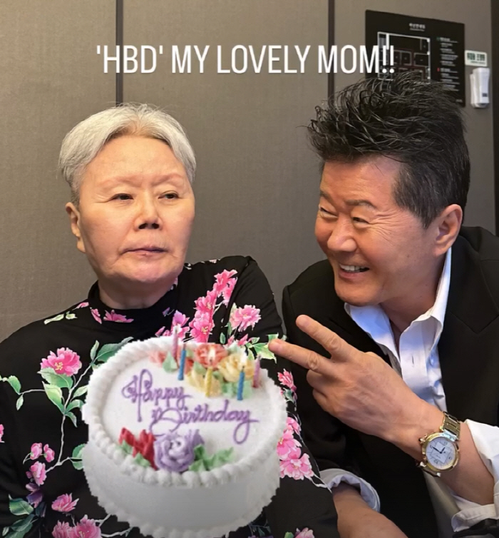 Taejin, 6 years of nursing care ♥ Ok-kyung improves dementia.. This lovely mom HBD