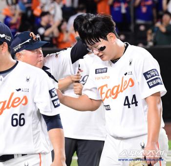 What do you mean by a two-run bases-loaded crisis and a hit with No. 1…There was no doubt about losing 4G in a row Kim Seo-hyun believed that he was going to stop