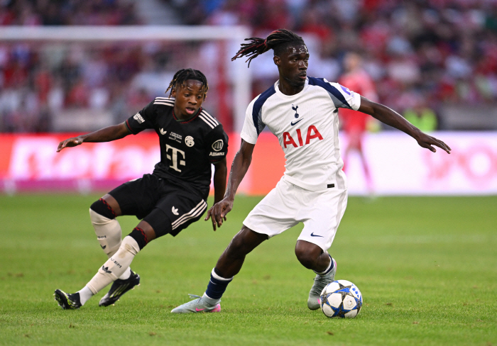 What an eyesore.Why did you cry in front of SON? Ridiculous internal disciplinary action reasons for exclusion of the team → rumors of a transfer are on fire
